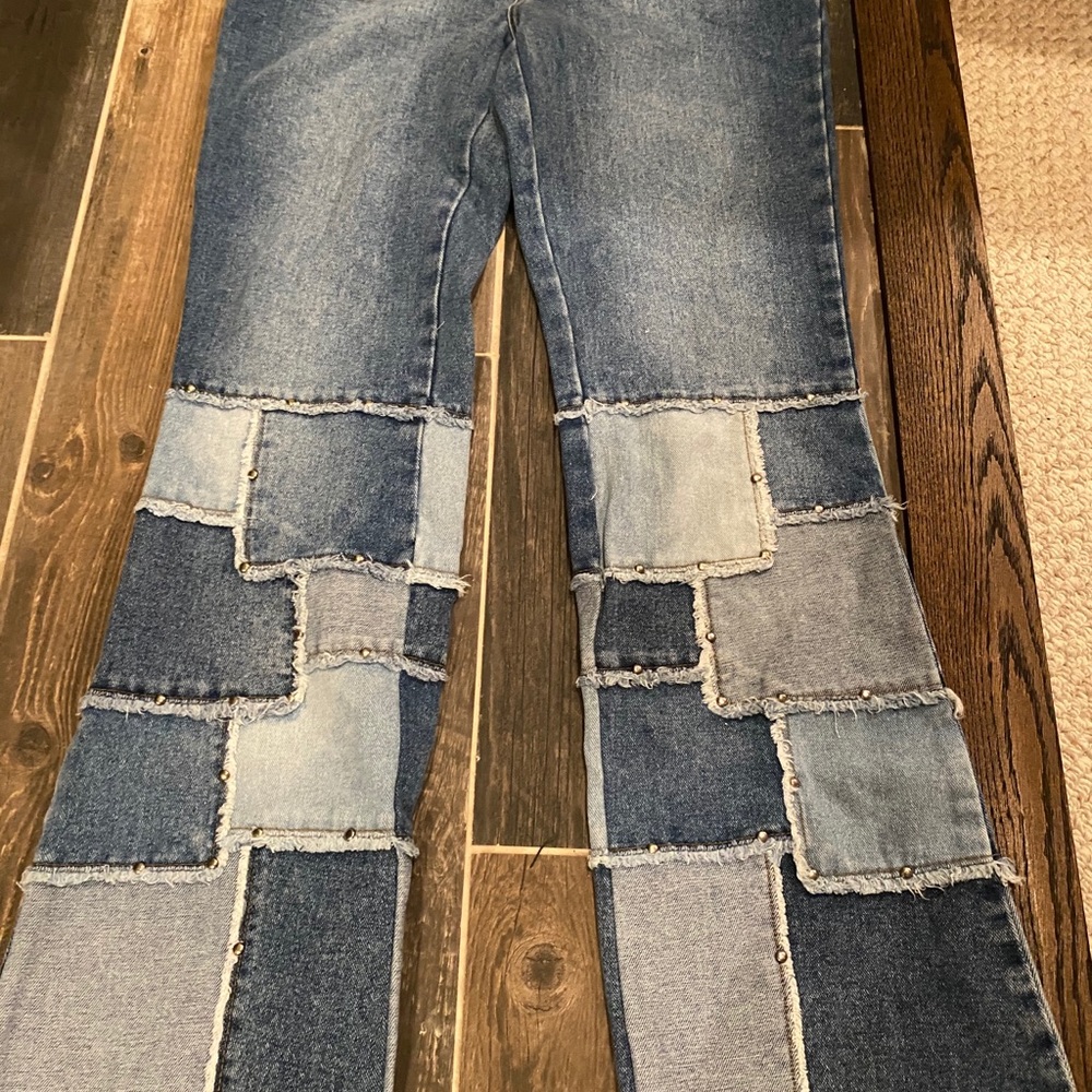 Zana Di women’s hip hugger retro jeans size 9.